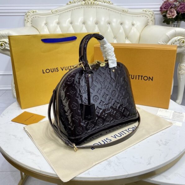 Louis-Vuitton-Vernis-Alma-PM-Monogram-Black-1.jpg