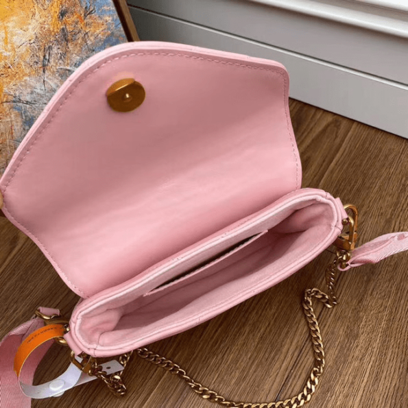 Louis-Vuitton-Wave-Multi-Pochette-Rose-Ballerine-3.png