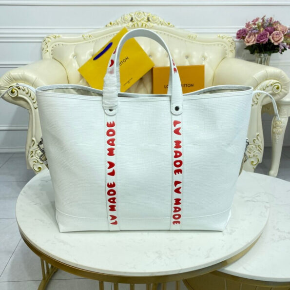 Louis-Vuitton-x-Nigo-Tote-Journey-White-3.jpg