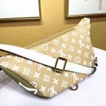 Louis-vuitton-original-Bumbag-Khaki.jpg