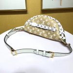 Louis-vuitton-original-Bumbag-Khaki.jpg