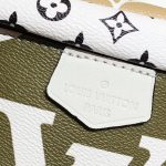 Louis-vuitton-original-Bumbag-Khaki.jpg