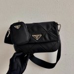 Prada-Re-Edition-Nylon-Shoulder-Bag-Black.jpg